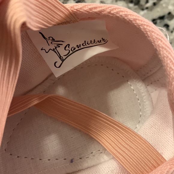 Ballet Shoes NEW! 32 - Picture 5 of 6